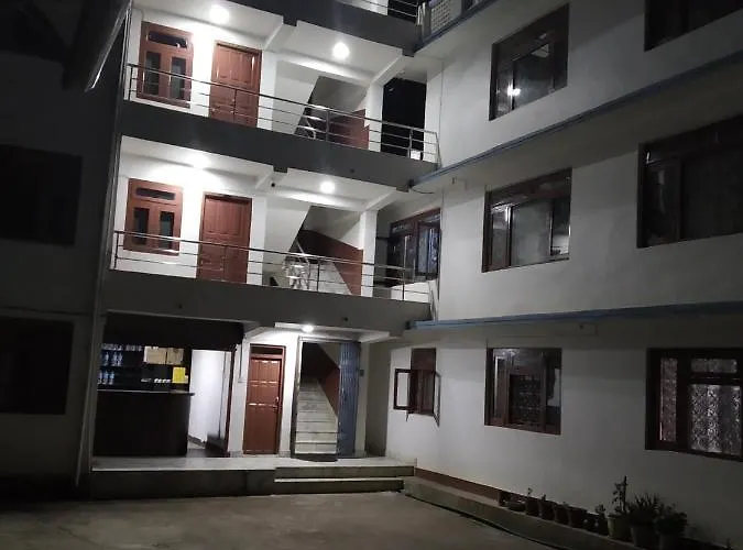 Nirvaan Guest House