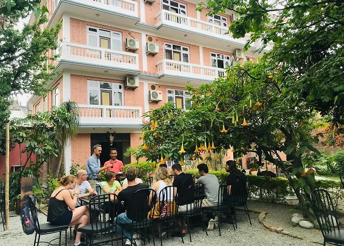 Hotel Cloud 9 Garden
