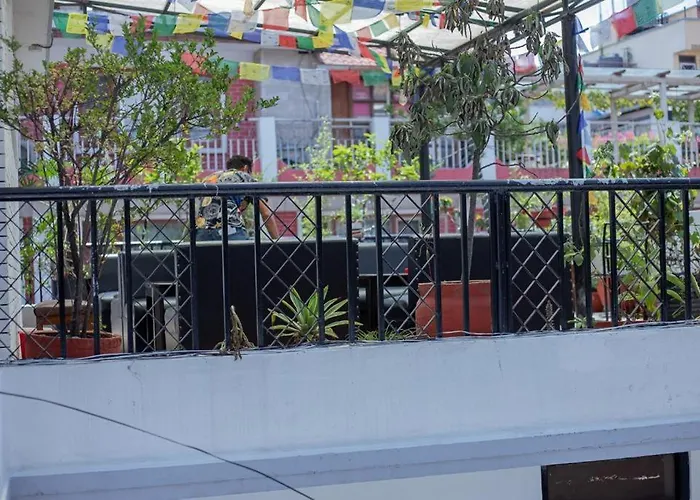 Hotel Holy Inn