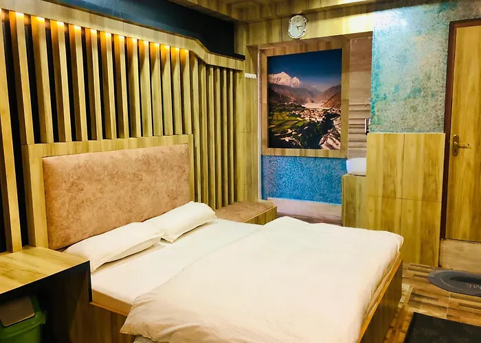 Sara'S Backpackers Hotel