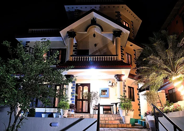 Wanderer'S Home Double Bedrooms With Living And Kitchen - A Home Away From Home
