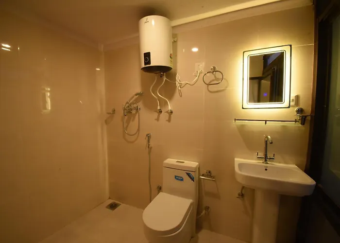 Zenith Apartments