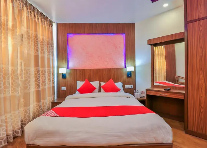 Oyo 676 Hotel Maalaxmi Inn