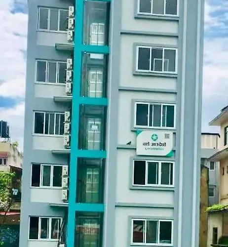 President Hotel Airport