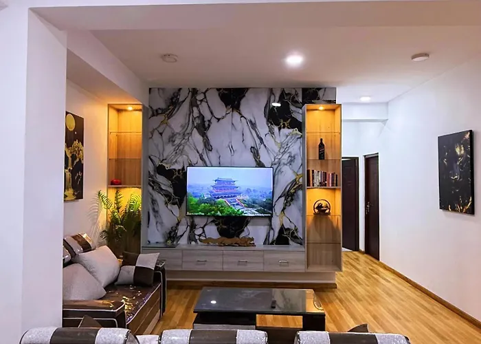 The Crazys Apartment