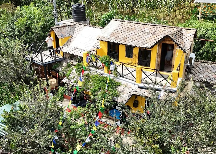 80S House