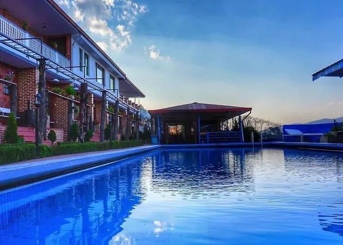 Khushi Khushi Hotel