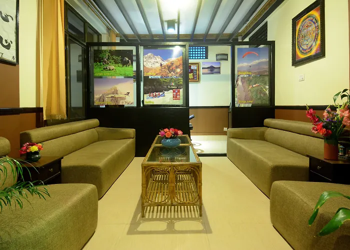 Dream Nepal Hotel y Apartamento