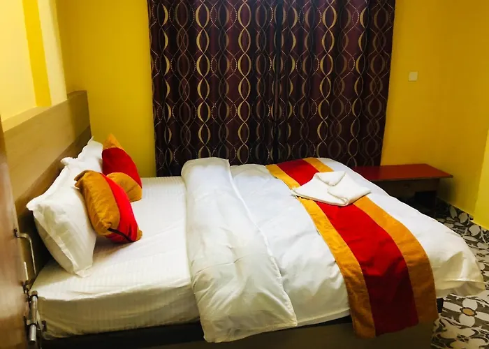 Hotel Devi Durga & Restaurant