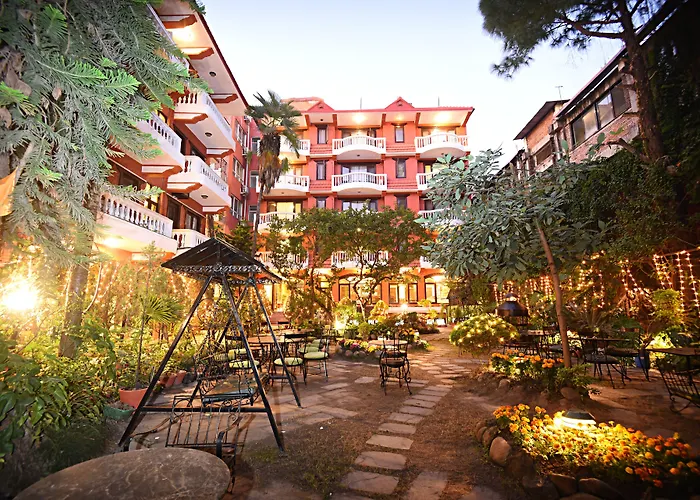 Hotel Nirvana Garden