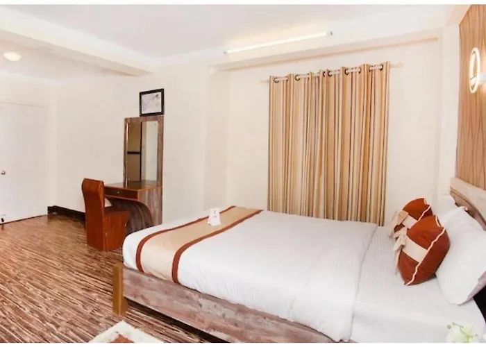 Lotus# Grand Heritage S-Pool Premium Class Beach Front Hotel In Puri