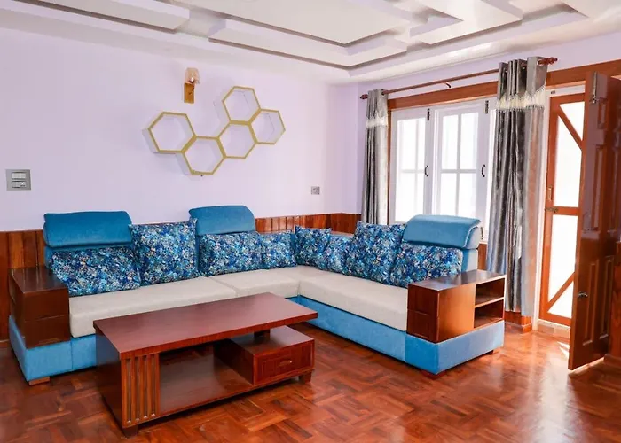 Aozora Home Stay & Service Apartment
