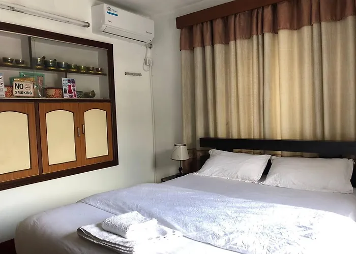 Shanti Apartment 2Bhk Thamel 5 Min Walk 2Nd Floor