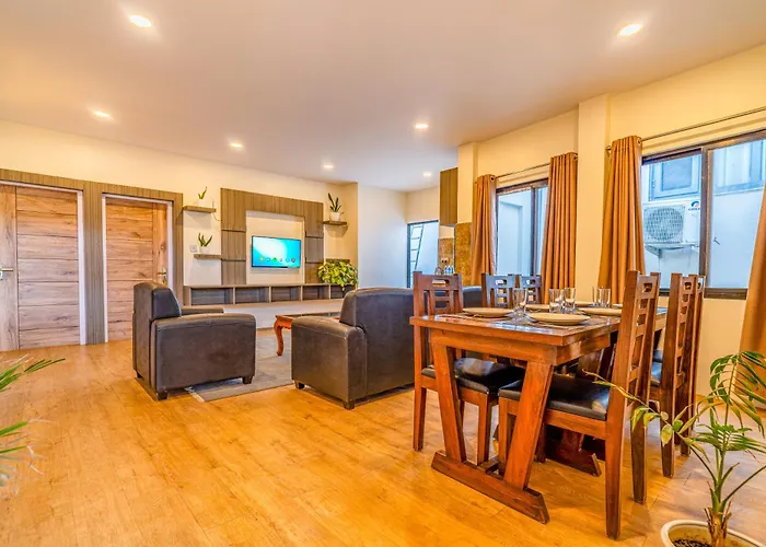 The White House Studio 3Bhk Near Thamel