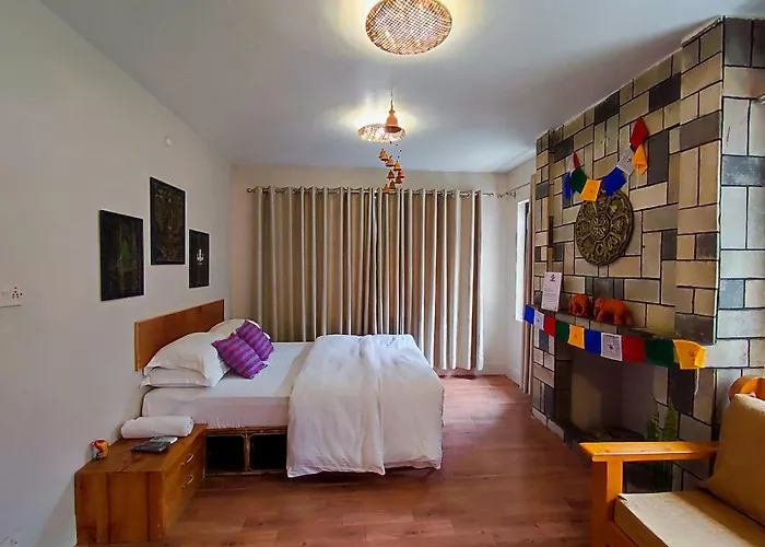 Omana Hotel
