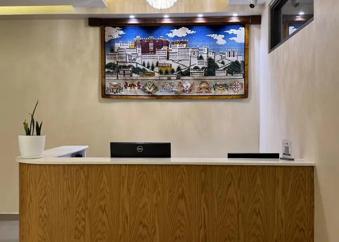 Tashi Tagay Hotel & Apartment