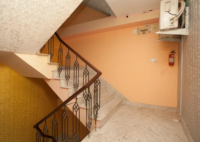 Oyo 776 Hotel Royal Valley