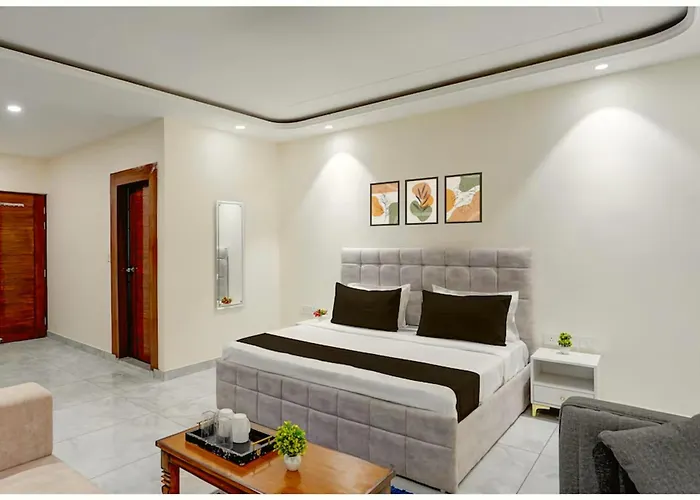 Hotel Sr Palace Residency Near Jagannath