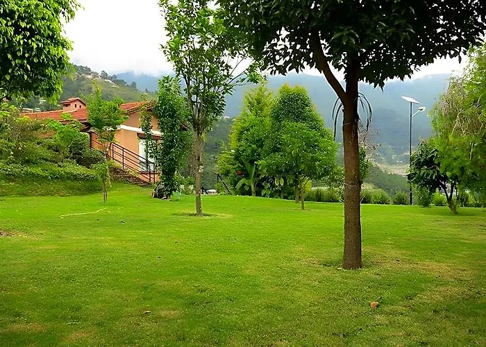 Chhahari Lodge