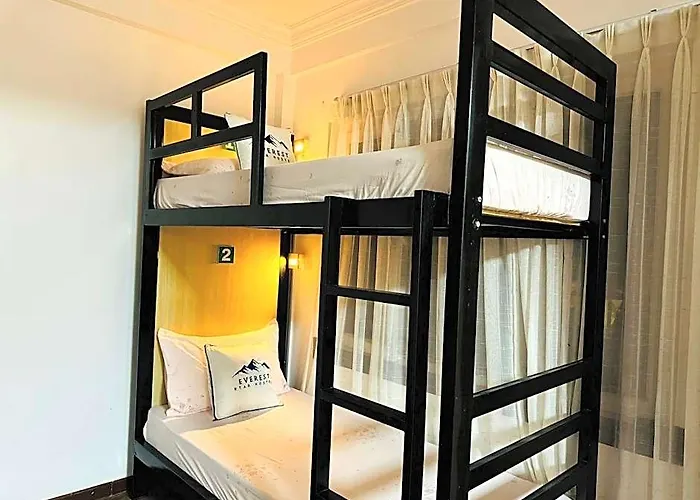 Everest Star Hostel