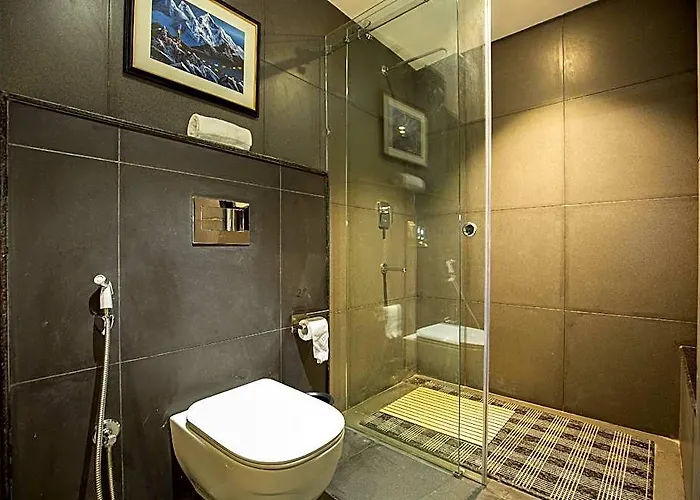 Indreni Suites Hotel