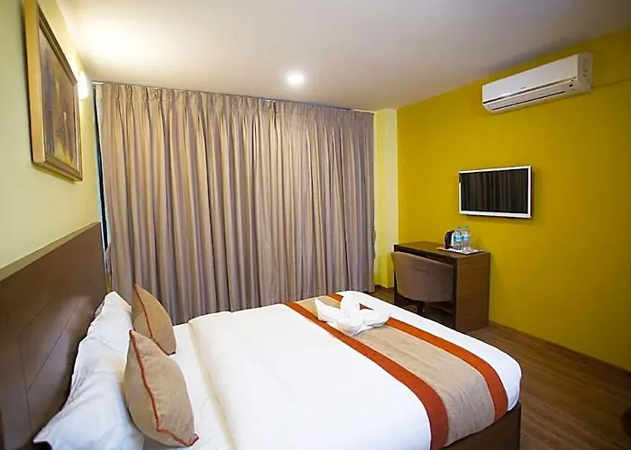 Hotel Rosemary Homes