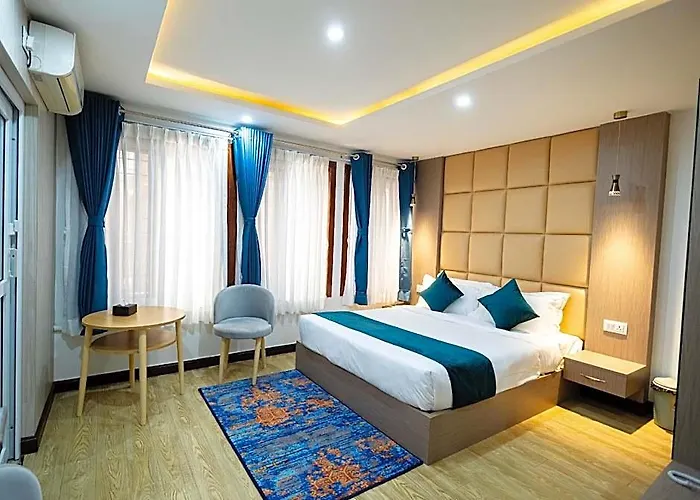 Srk Service Apartment And Hotel