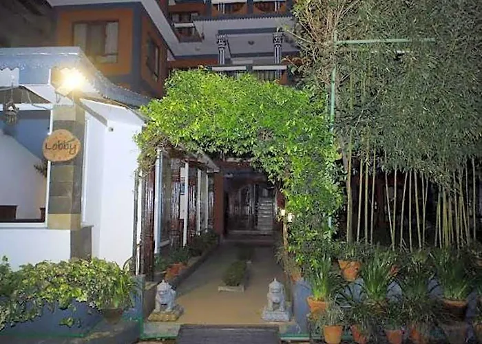 Green Hotel