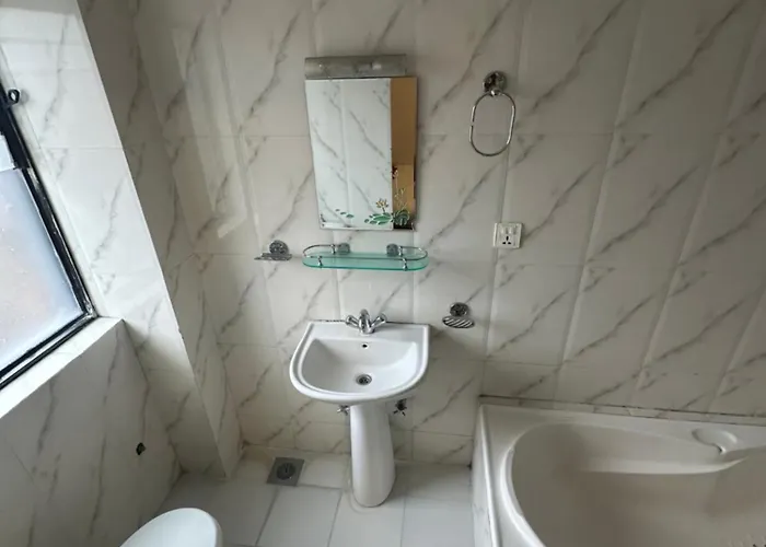 Devaloka Apartment & Guest House