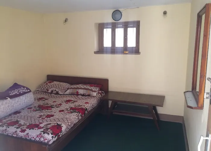 Annapurna Lodge