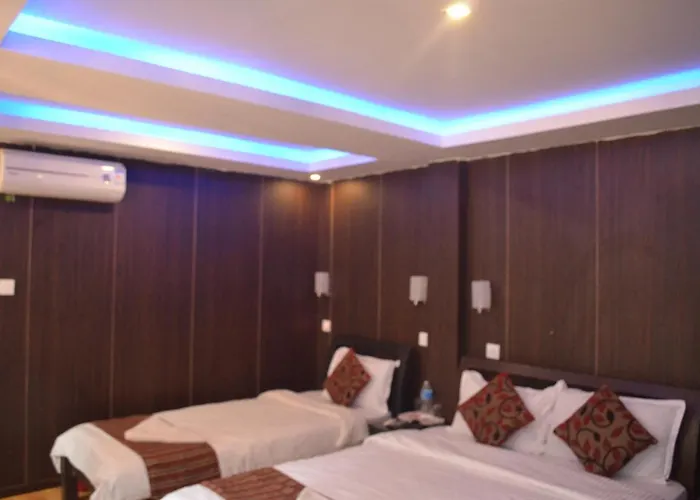 Traveler'S Holiday Inn
